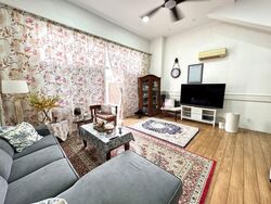 Flora Road (D17), Terrace #551933261